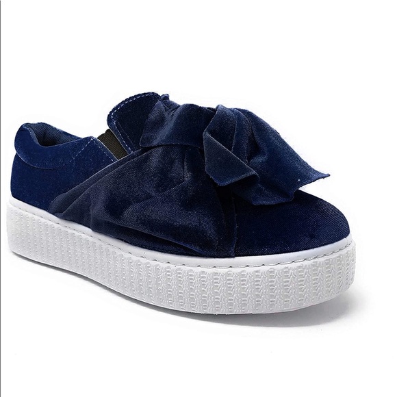 Boutique Shoes Midnight Blue Velvet Oversized Bow Slip On Sneaker